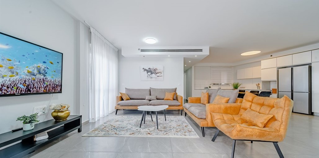 רז על הים רז על הים (30).jpg