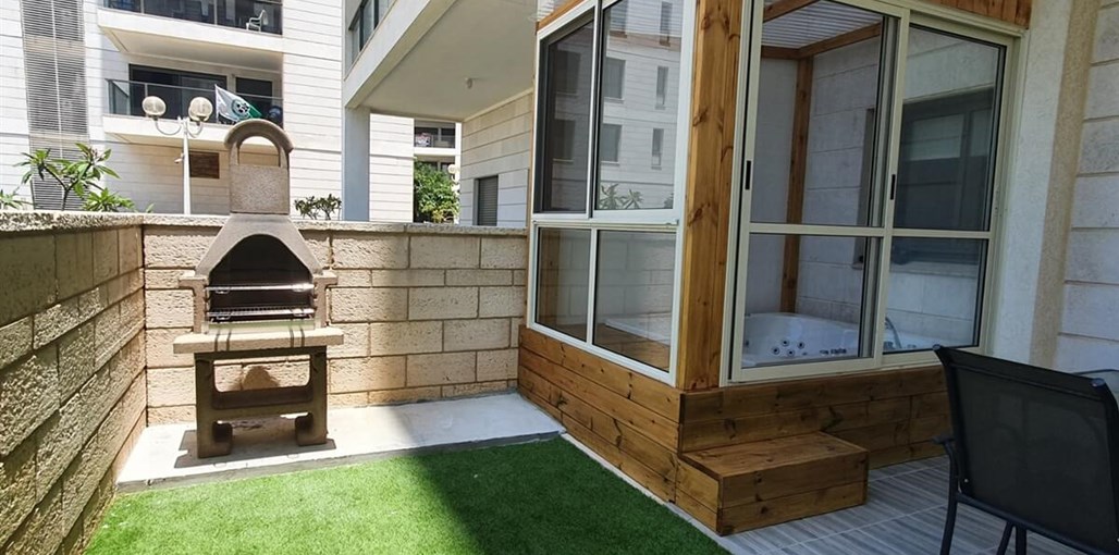 פינוק באכזיב דירת גן עם ג'קוזי חדשות (2).jpeg