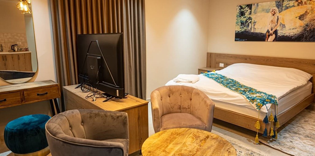 ליאן מלון בוטיק - Layan Hotel חדרי בוטיק (1).jpg