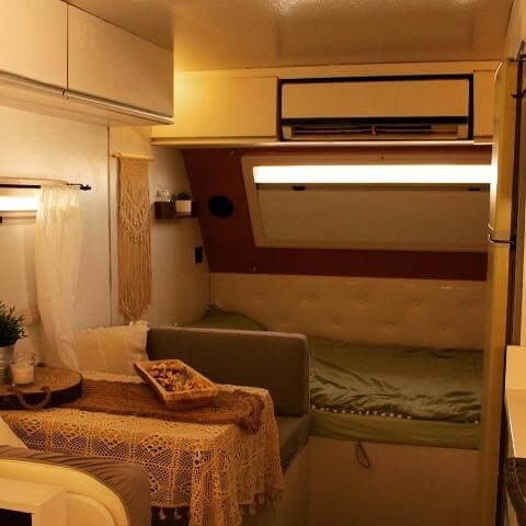 HomBy - חווית נופש באילת פנים הקרוואן (10).jpeg