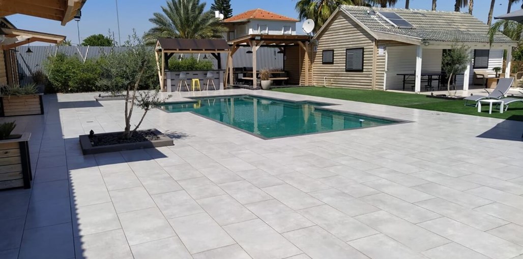 צמרת מתחם נופש מתחם החוץ (3).jpg