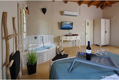 סוויטות נולה - סוויטות 1+2