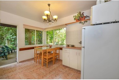 בבוסתן - תמר ודני שחר - יחידה משפחתית