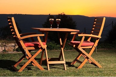 היכלות - דתי יוקרתי - מתחם החוץ