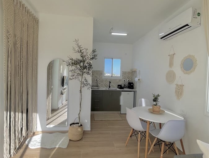 זייתונה פנים (1).jpeg