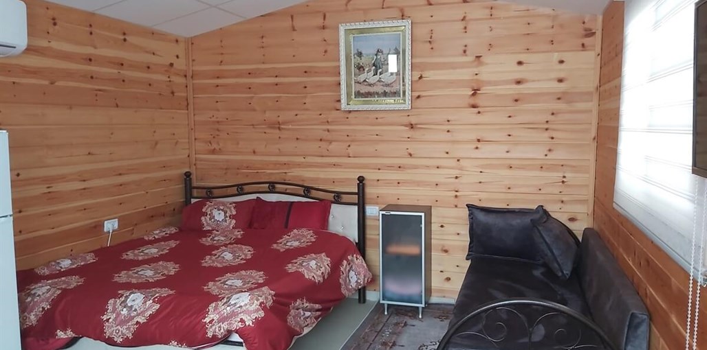 אירוח ירוק על הנחל צימר זוגי (2).jpg