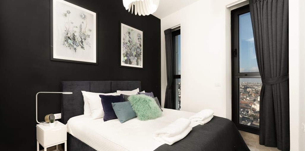 דירות יוקרה J TOWER דירה H40 (1).jpg