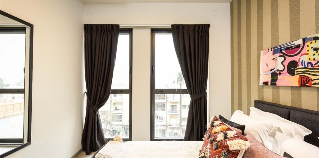 דירות יוקרה J TOWER דירה G25 (1).jpg