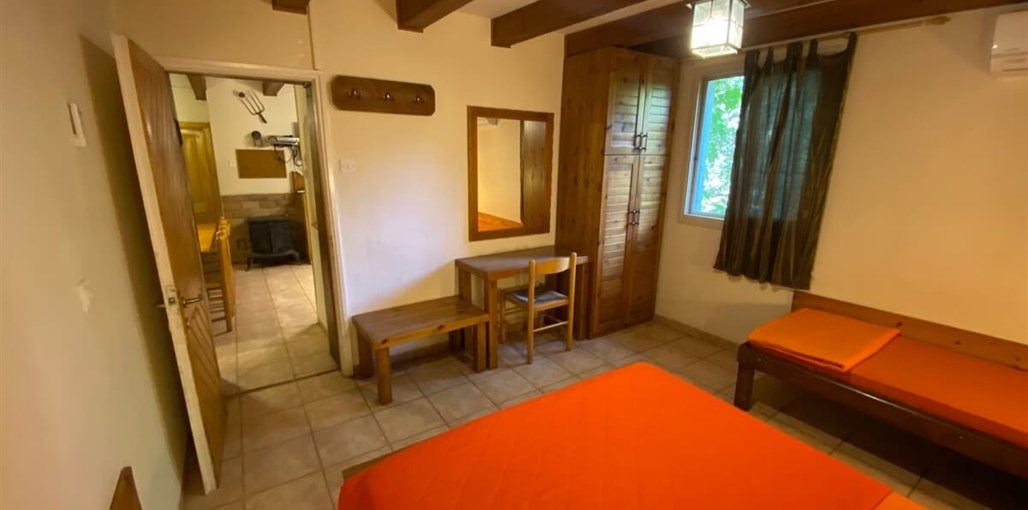 Wood House Inn בית העץ חדרי נופש כפריים (5).jpg