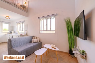 אלה על הנחל - סוויטת בר