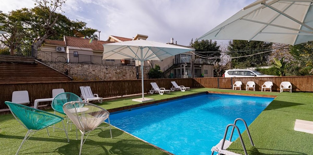 הבית של בלה חצר (13).jpg