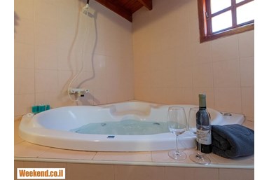 צימר כפרי הררית - בקתת איתן