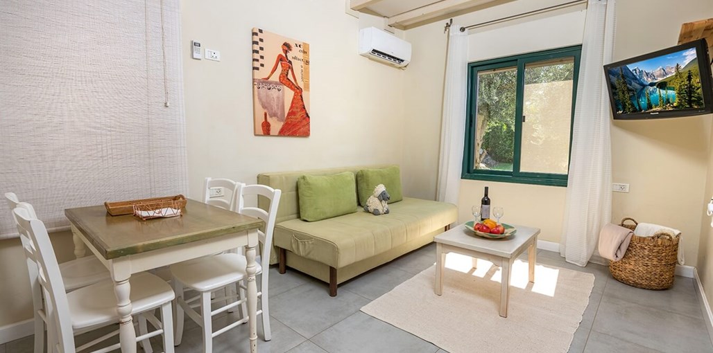 נופש בהרים חדר משפחתי 1+4+5 (9).jpg