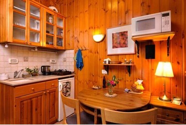 און בר קייט - גינת אגוז