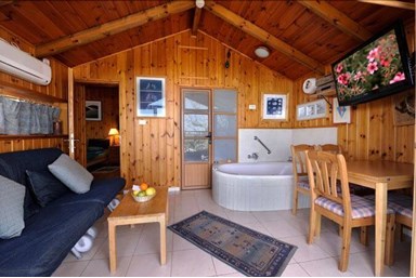 און בר קייט - שחר