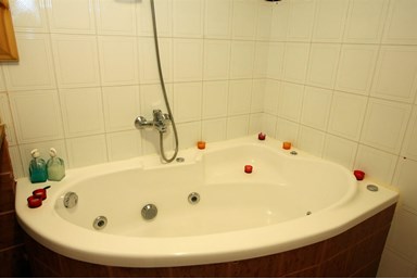 שוויץ באמירים - צימרים וספא - יחידות משפחתיות