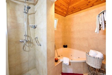 נופש נאמן באמירים - סטודיו בצל התות