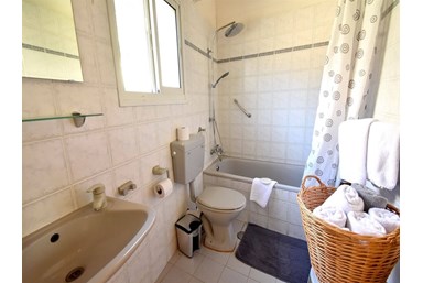 נופש נאמן באמירים - קוטג' מערב