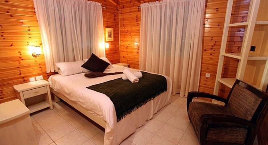 מול הנוף משפחתית חדש (1).jpg