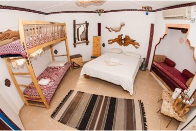 כפר הנוקדים