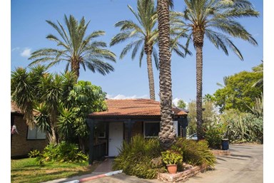 בתי נורית - בקתות למשפ' וזוגות ברמות - הבקתות הרומנטיות