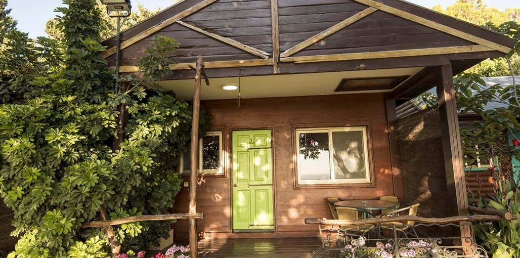 אחוזת שפרה – נוף לים התיכון חדש בקתה 2 (2).jpg