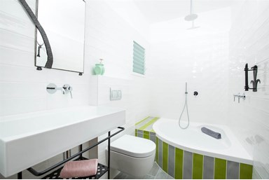 אחוזת שפרה – נוף לים התיכון - בקתה 2