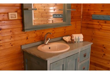 בקתות בטבע  - בקתת ליטל