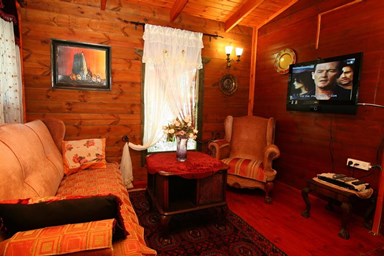 בקתות עץ - נוף ירדן - הסוויטה המלכותית